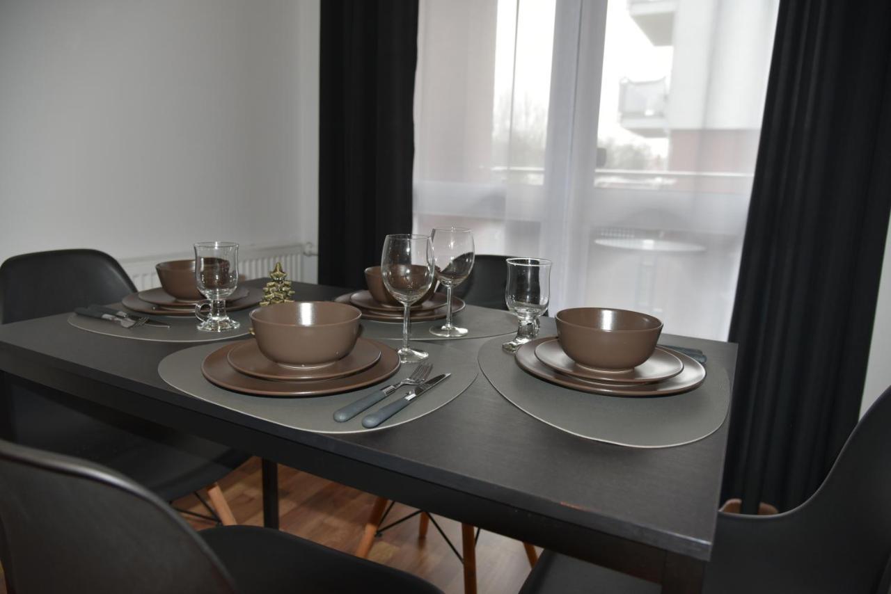 Apartament Jantar Z Ogrodem Kolobřeh Exteriér fotografie