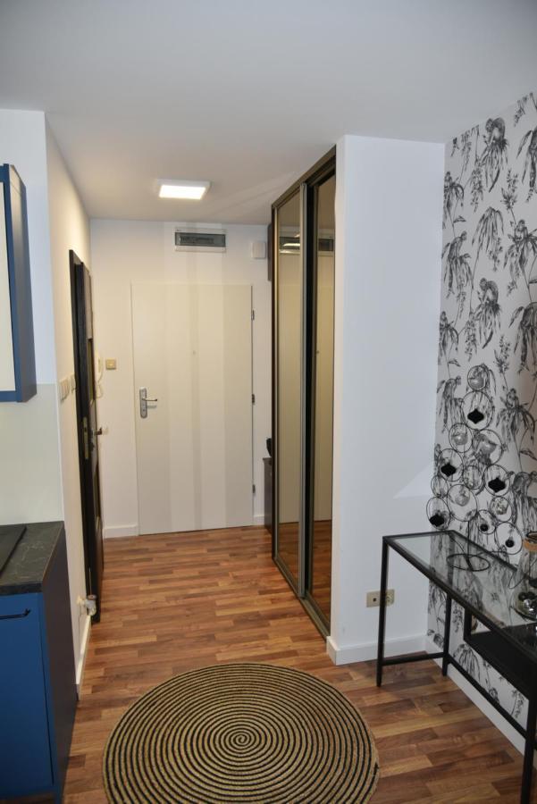 Apartament Jantar Z Ogrodem Kolobřeh Exteriér fotografie